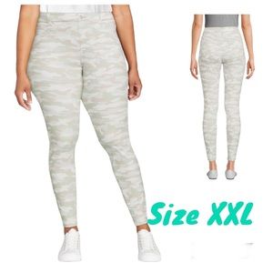 Time and Tru High Rise Stretch Fitted Gray Camo Jegging Size XXL (20)